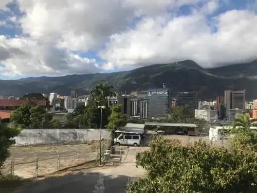 Precio De Oportunidad. Casa En Venta Colinas De Bello Monte. Rg