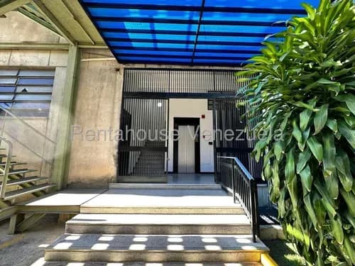 Sq. Galpón-depósito Industrial En Alquiler En Boleita Norte D26-19556s