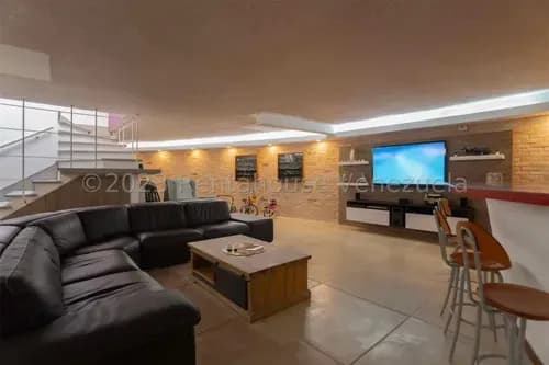 Lomas De La Alameda - Apartamento Duplex En Planta Baja 26-1031 Rp