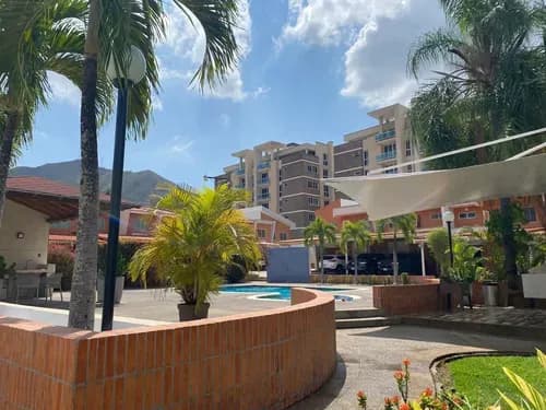 Alexauzuga Alquiler Townhouse Planta 100% Mañongo