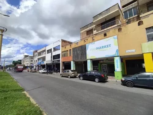 2 Locales En Alquiler En La Avenida Las Ferias Valencia Ns
