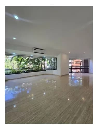 Vendo Espectacular Apartamento En Campo Alegre.t7m
