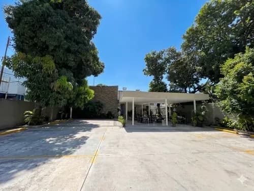 Casa En Venta En Los Chorros 2000 Metros Terreno