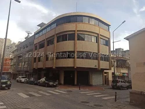 Edificio En Venta Casco De Chacao, Cerca De La Iglesia Y La Plaza Bolivar De Chacao