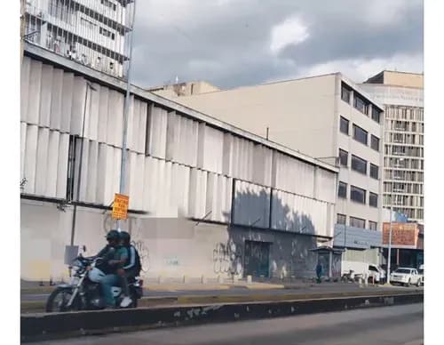 Se Alquila Local/oficina En La Nueva Granada 560m2