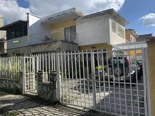 25-7283 Venta Casa Ampo Claro