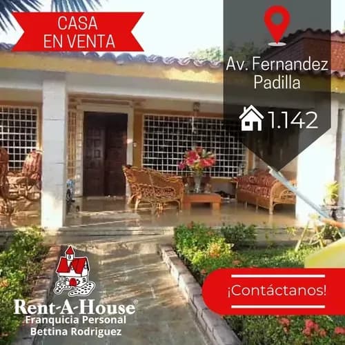 En Venta Hermosa Casa Con Amplio Jardín Ubicada En Av. Fernandez Padilla Mls #22-13668 Cv