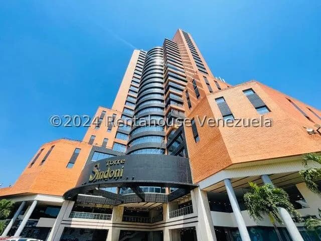 Comercial (Oficina) en Alquiler en Avenida Bolivar, Aragua