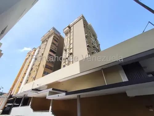 Apartamento Hermoso De 152mts2 En Venta Ubicado En La Avenida Las Delicias 26-3054 Mmarin