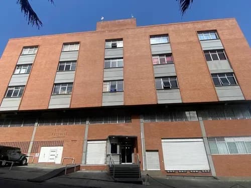 Local Galpón Depósito Boleita Norte 450m2