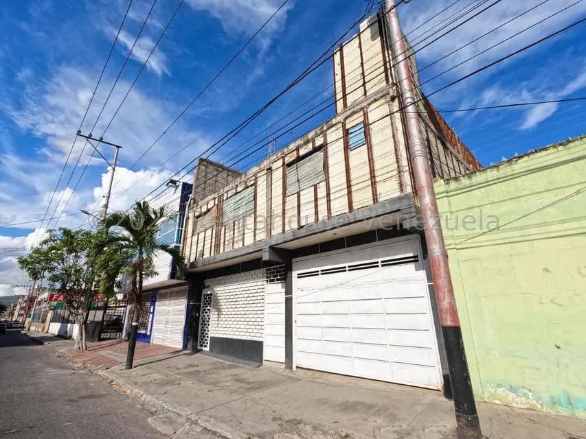 Casa (Multipes Niveles) en Venta en Centro, Lara