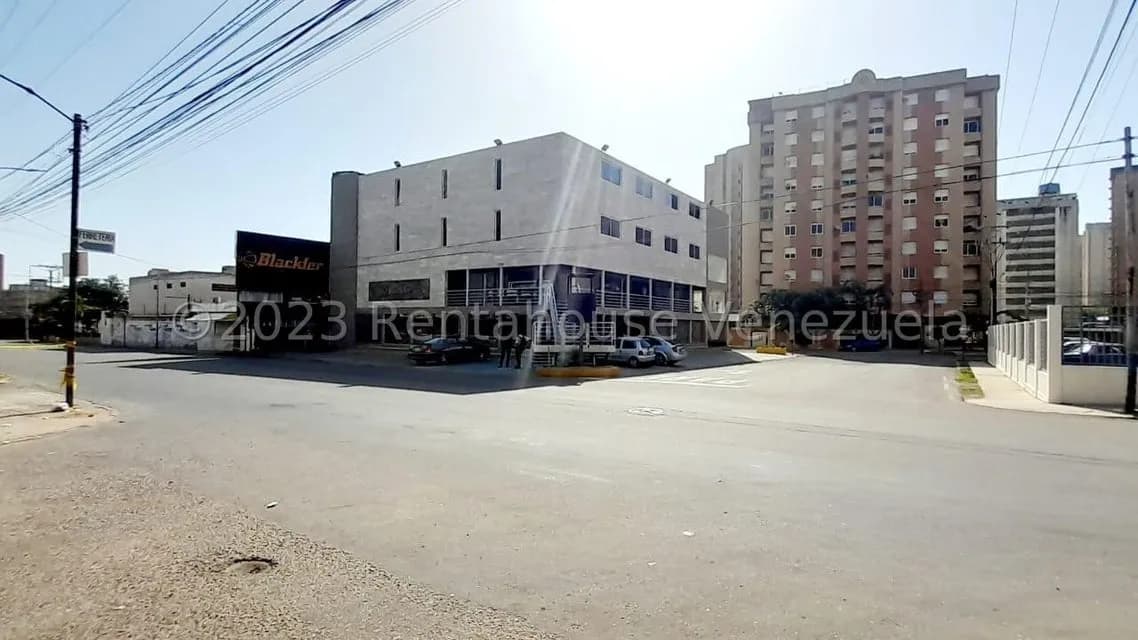 Comercial (Local Comercial) en Venta en Santa Rita, Zulia