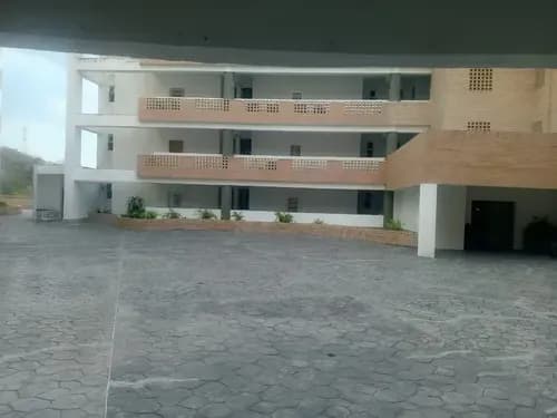 Yr En Venta Apartamento A Estrenar Data Nueva En Mañongo Residencias Alessandria