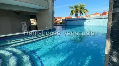 Townhouse En Venta Puerto Encantado Puerto Encantado Mls #25-19640 Sc