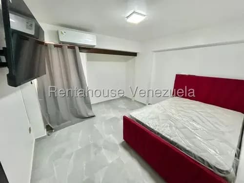 # 26-15282 Venta Apartamento Moderno Remodelado Con Acabados De Lujo En La Urbanización El Parque Barquisimeto, Lara Aa %