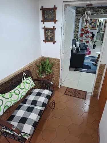 En Venta Moderna Casa Urb Caprenco Municipio Naguanagua. Metraje: 107,80 Consta De 2 Habitaciones Un Baño Cocina Moderna Con Desayunador Pisos En Cerámica Area De Lavado S
