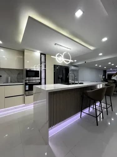 En Venta Town House Remodelado Tazajal. Nicolás Q