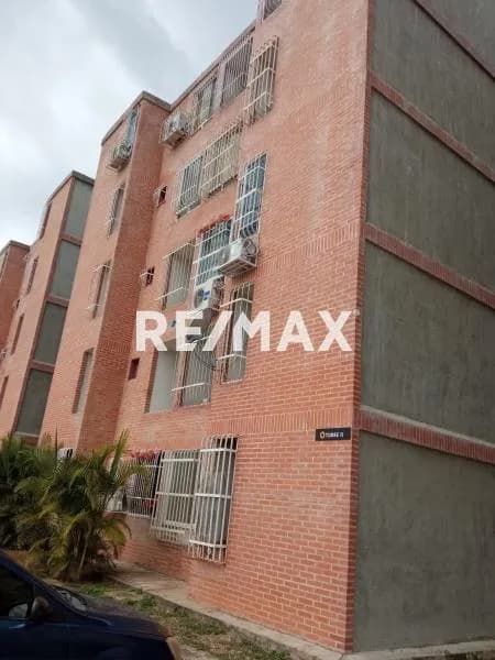 APARTAMENTO RESIDENCIAS GIRASOLES CHARALLAVE