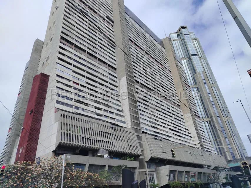 Apartamento (Duplex) en Venta en Parque Central, Distrito Metropolitano