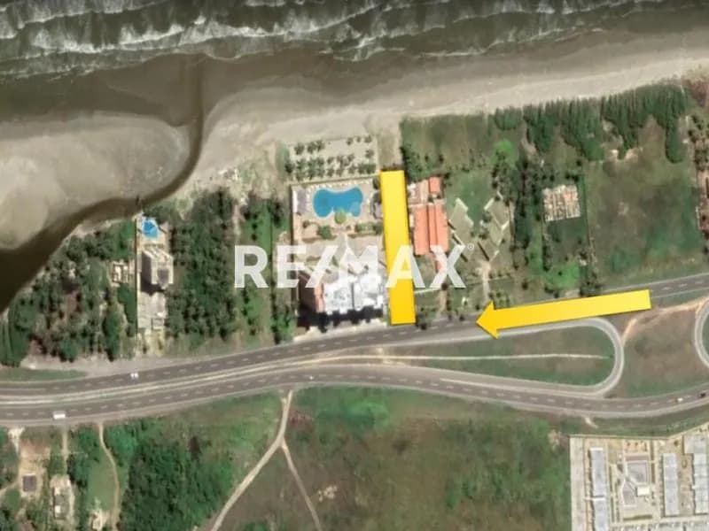 EN VENTA TERRENO DE 1.175 M2 AL LADO DEL EDIFICIO FRANCISQUI CON PROYECTO ANTEPROYECTO