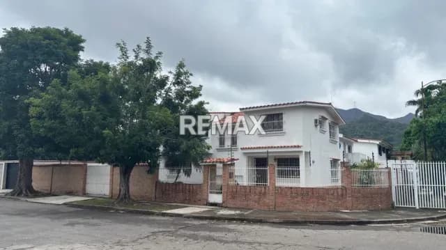 Hermosa casa en el Trigal Norte planta 100% de oportunidad