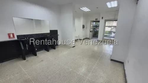 Local Comercial En Alquiler En Los Palos Grandes, Caracas 26-9337 Yf