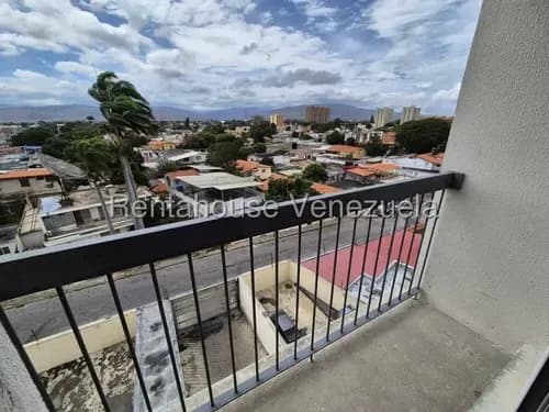 Apartartamento En Venta En Barquisimeto Zona Oeste Codigo 2 6 1 3 0 9 1 Mildred Descubre El Placer De Estrenar Un Hogar Diseñado Bajo Los Más Altos Estándares De Modernidad Y Buen Gusto. Este Impecabl