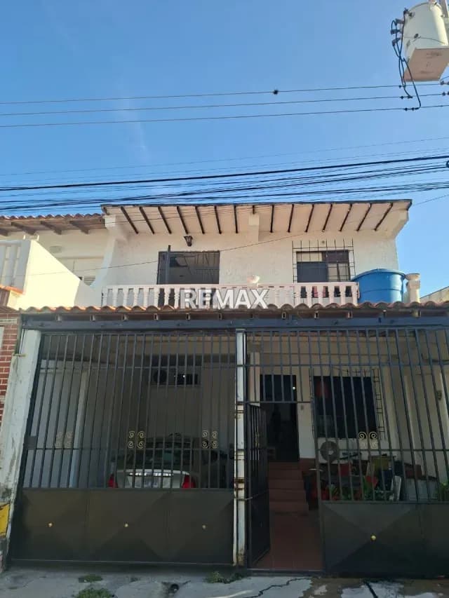 SE VENDE CASA CON GAS DIRECTO EN CABUDARE