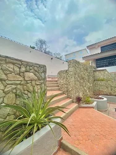 Hermosa Casa En Colinas De Guataparo Valencia Estado Carabobo