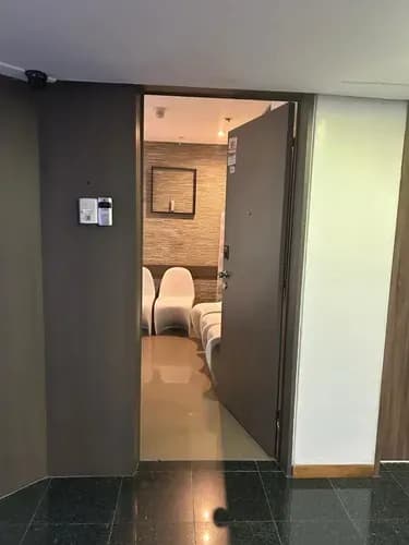 Local Comercial En Alquiler En Ccct De Chuao Aa05