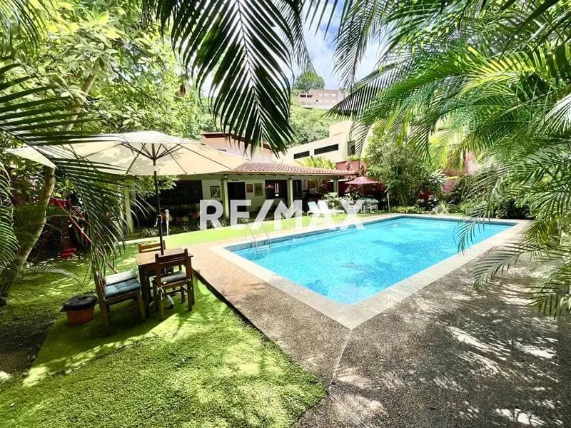 CASA EN VENTA - URB. COLINAS DE TAMANACO