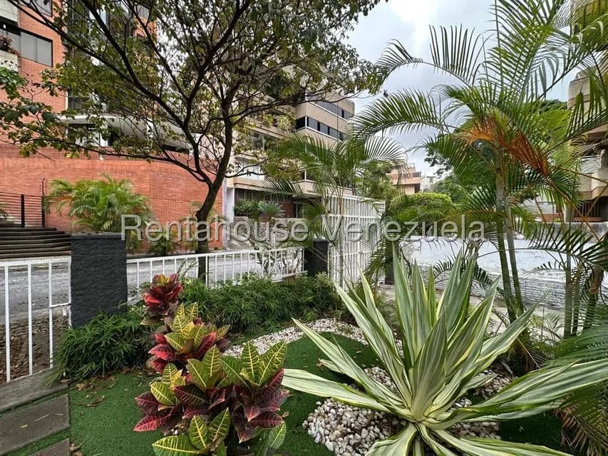 Casa (1 Nivel) en Alquiler en Las Mercedes, Distrito Metropolitano