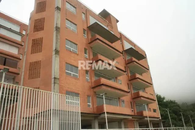 APARTAMENTO A ESTRENAR EN ORIPOTO DE 100M2 MAS TERRAZA DESTECHADA DE 63M2