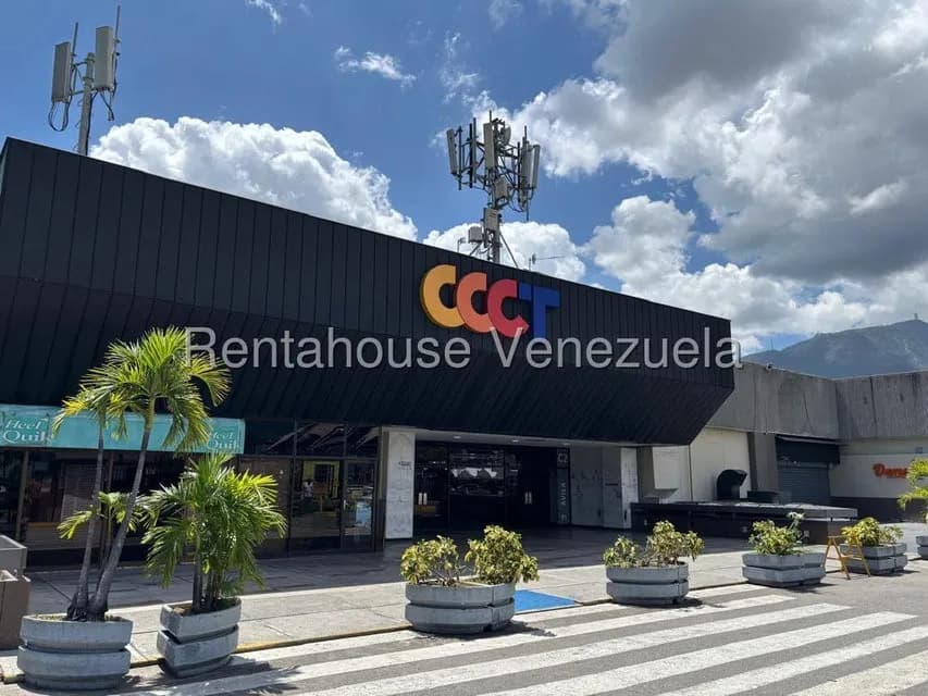 Comercial (Oficina) en Alquiler en Chuao, Distrito Metropolitano