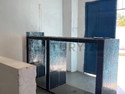 Alquiler Local Comercial En zona Repuestera de Naguanagua