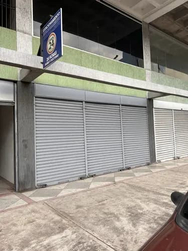 Cb Venta Local Comercial Prolong. 5ta Avenida