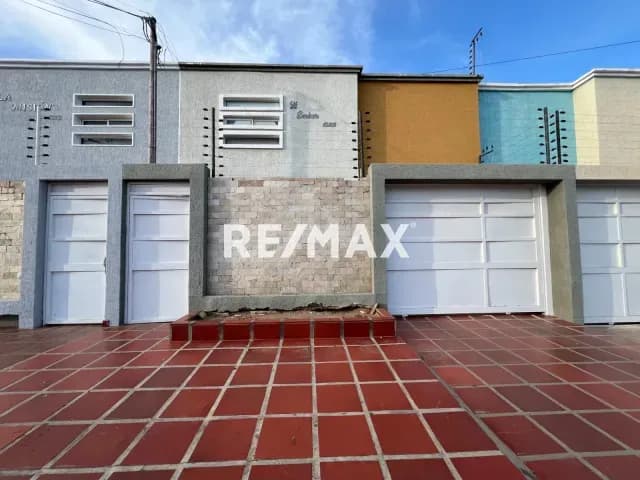 Town house actualizado en venta en la Urbanización Coromoto, San Francisco