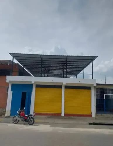 Local Comercial Av. Sesquicentenaria Valencia Excelente Ubicacion Cj.