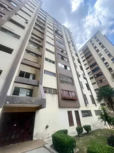 Apartamento En Venta Amoblado Detras De La Unefa Naguanagua Jc-lp