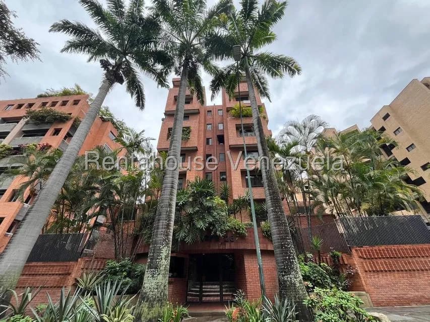 Apartamento (Duplex) en Venta en Campo Alegre, Distrito Metropolitano