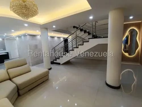 Townhouse En Venta En El Limon, Conjunto Privado, 25-20659 More