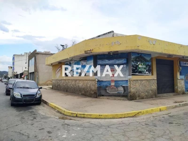 LOCAL EN CALLE MARCANO, CENTRO DE PORLAMAR, ISLA DE MARGARITA