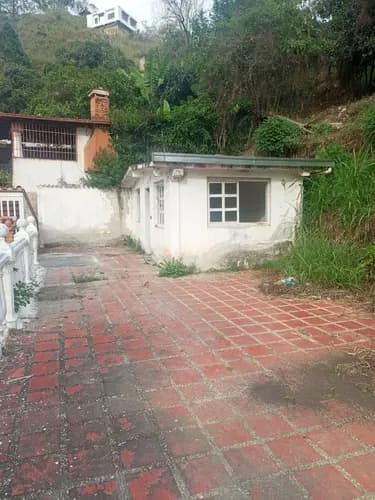 Casa /terreno En Venta En Colinas De Carrizal