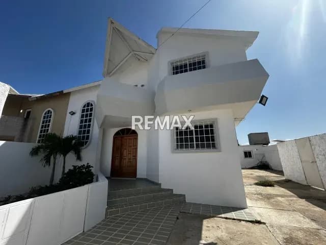Casa en venta - $120k