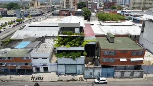 Edificio Comercial En Avenida Miranda Maracay