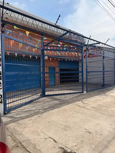 Excelente Oportunidad Para Desarrollar Tu Negocio, Galpon Comercial En Alquiler En Plena Av. Constitucion Cuenta Con 429,86mts2 Ideal Para Ti