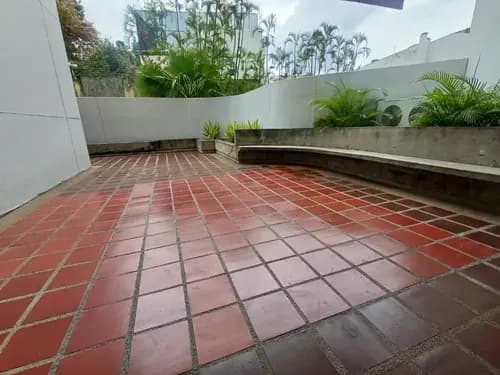 Alquiler Apartamento Altamira