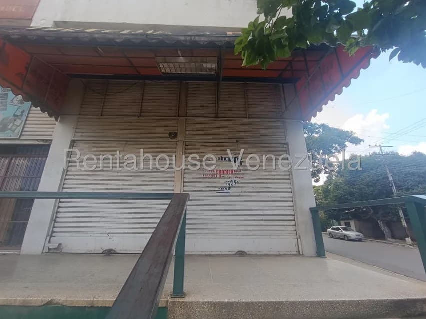 Comercial (Local Comercial) en Venta en Centro, Aragua