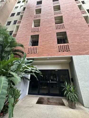 Alquilo Solo Clientes Apartamento En Lomas De Los Mangos Valencia Edo Carabobo Jrico