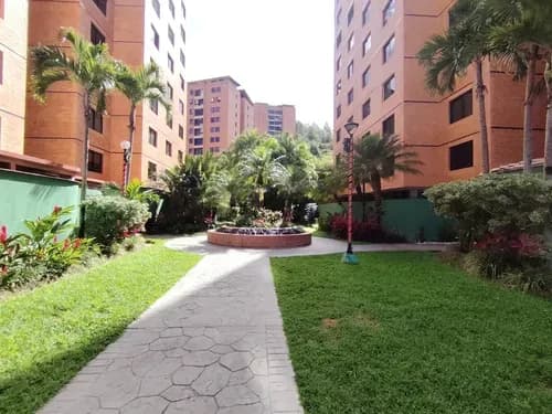 Planta Baja En Venta Colinas De La Tahona, 246m2 Totales, Jg